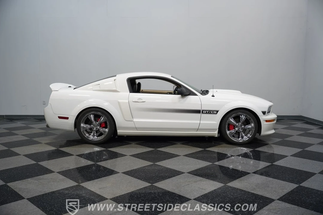 2007 Ford S197 Mustang - Image 15 of 31