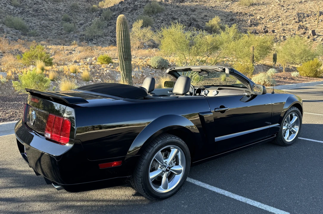 2007 Ford S197 Mustang - Image 2 of 31