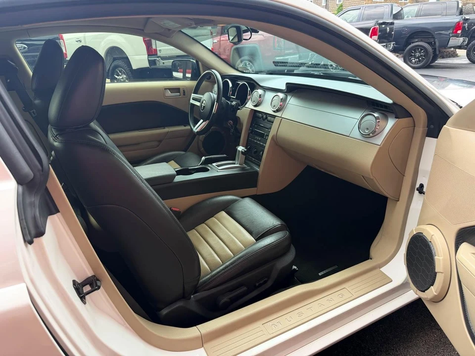 2007 Ford S197 Mustang - Image 21 of 31