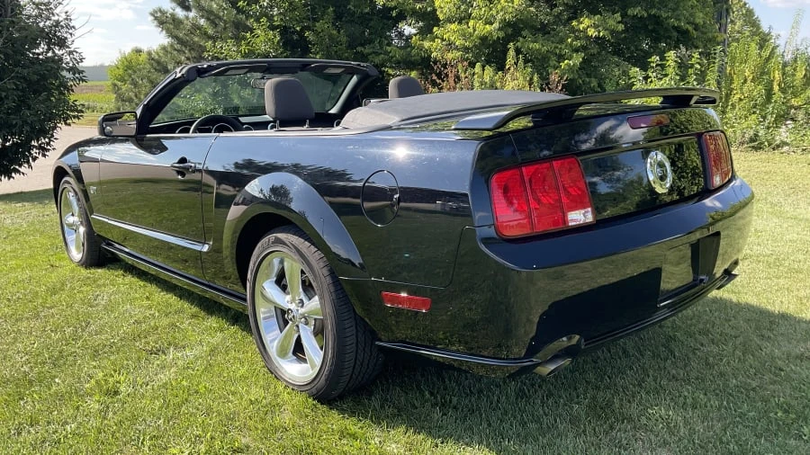 2007 Ford S197 Mustang - Image 3 of 15