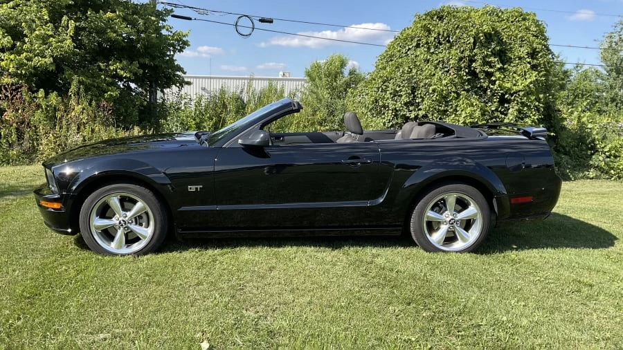2007 Ford S197 Mustang - Image 2 of 15