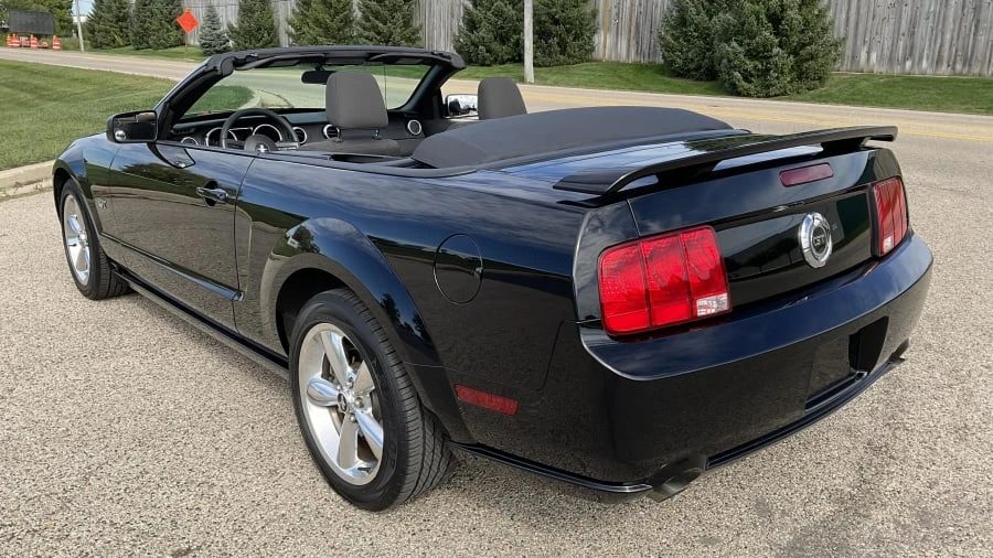 2007 Ford S197 Mustang - Image 3 of 13