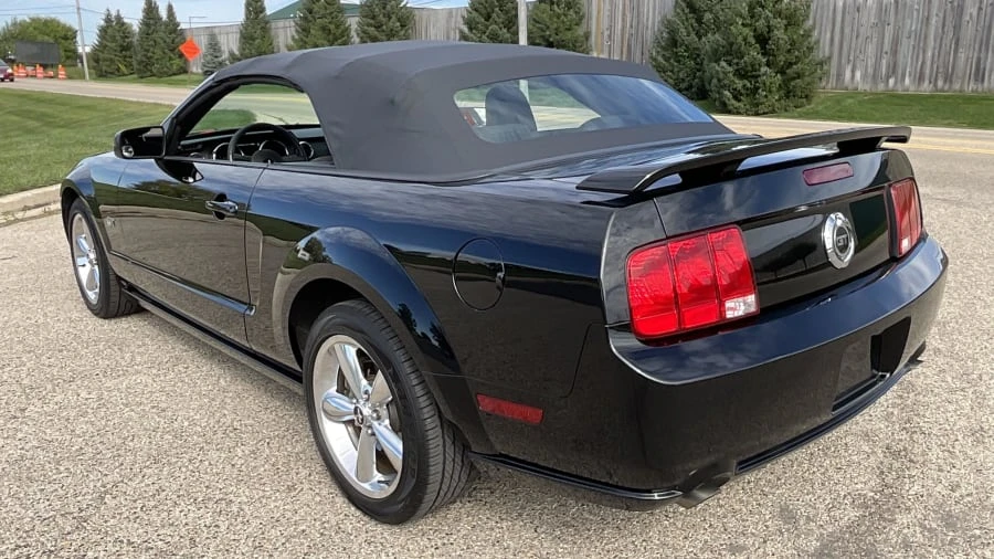 2007 Ford S197 Mustang - Image 6 of 13
