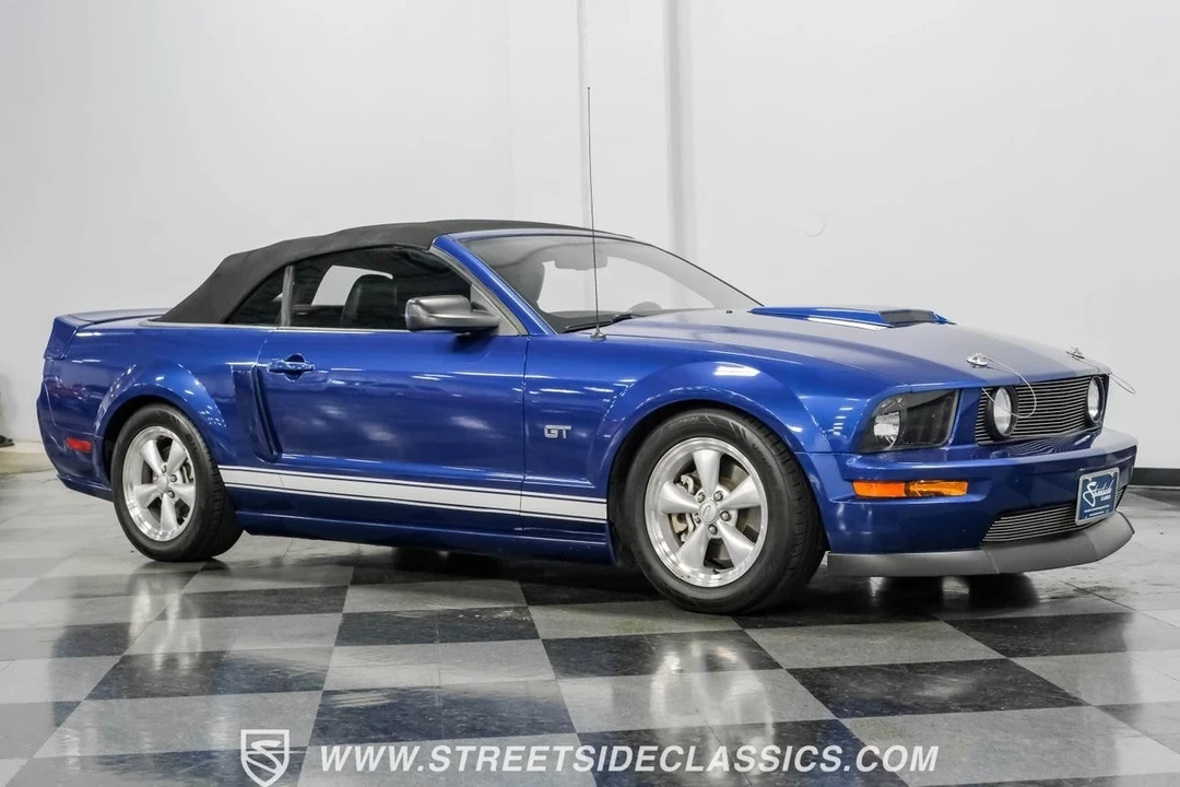 2007 Ford S197 Mustang - Image 16 of 21