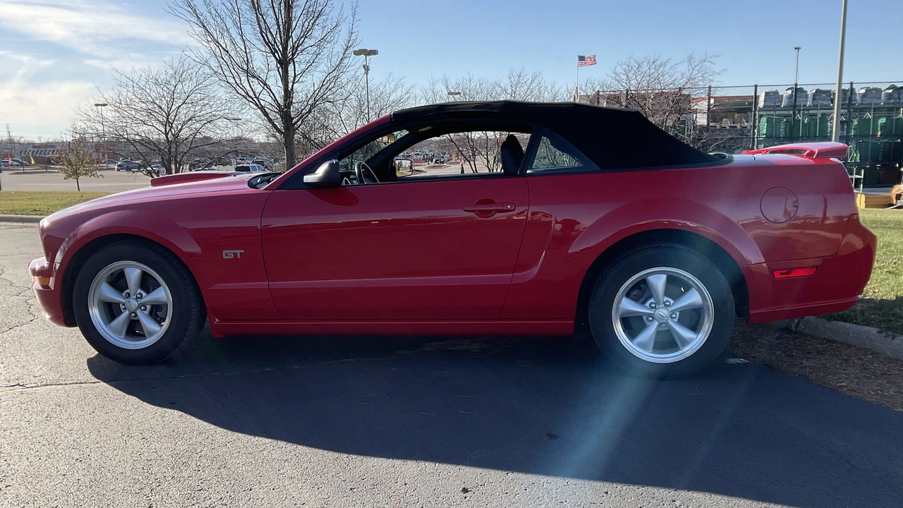 2007 Ford S197 Mustang - Image 13 of 14