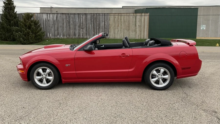 2007 Ford S197 Mustang - Image 2 of 11
