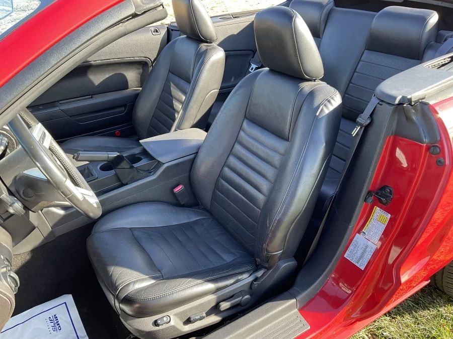 2007 Ford S197 Mustang - Image 11 of 16