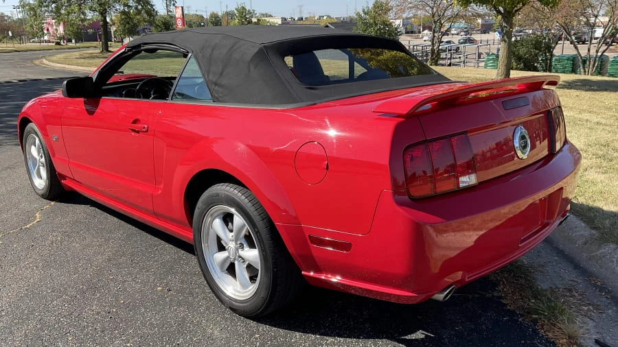 2007 Ford S197 Mustang - Image 6 of 13