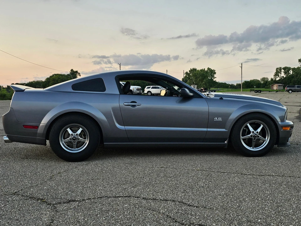 2007 Ford S197 Mustang - Image 16 of 31