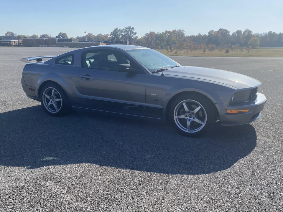 2007 Ford S197 Mustang - Image 17 of 31