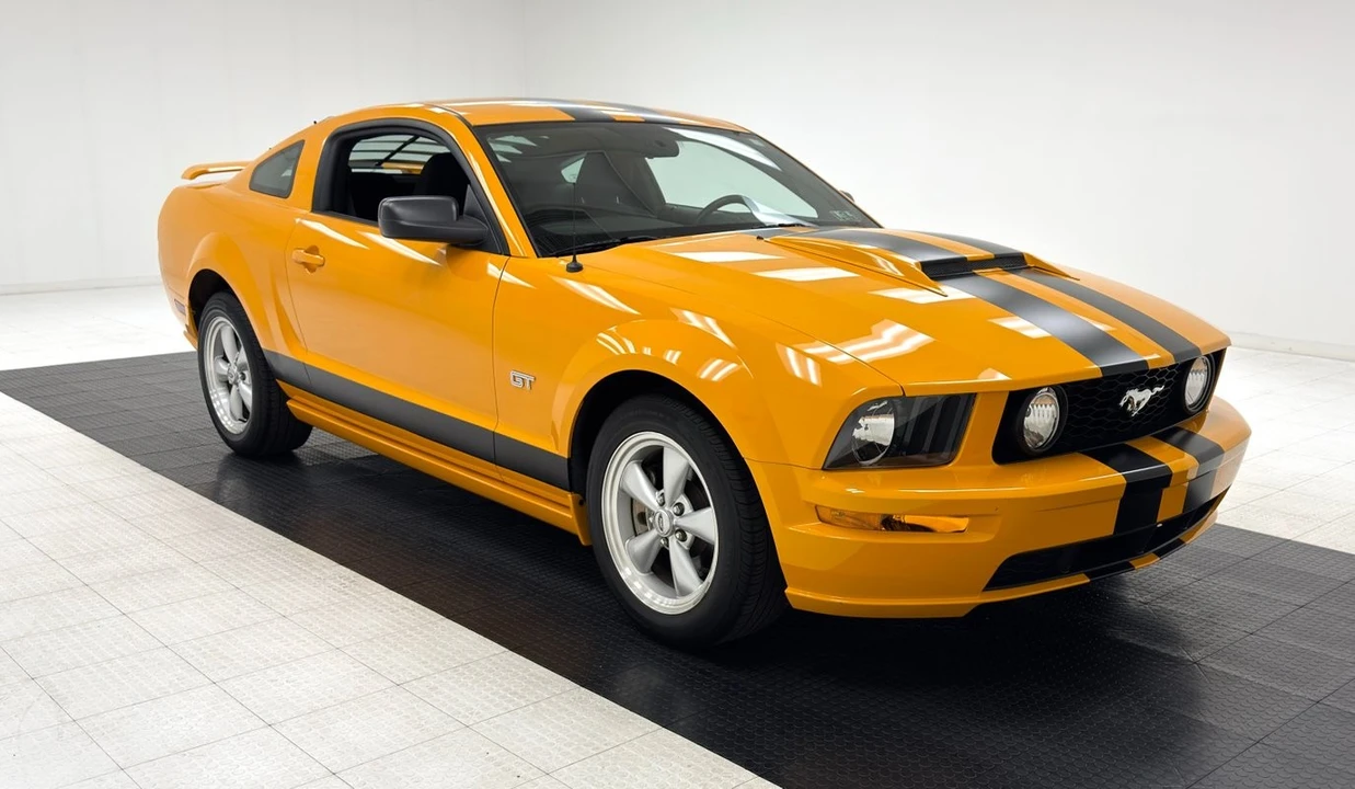 2007 Ford S197 Mustang - Image 7 of 12
