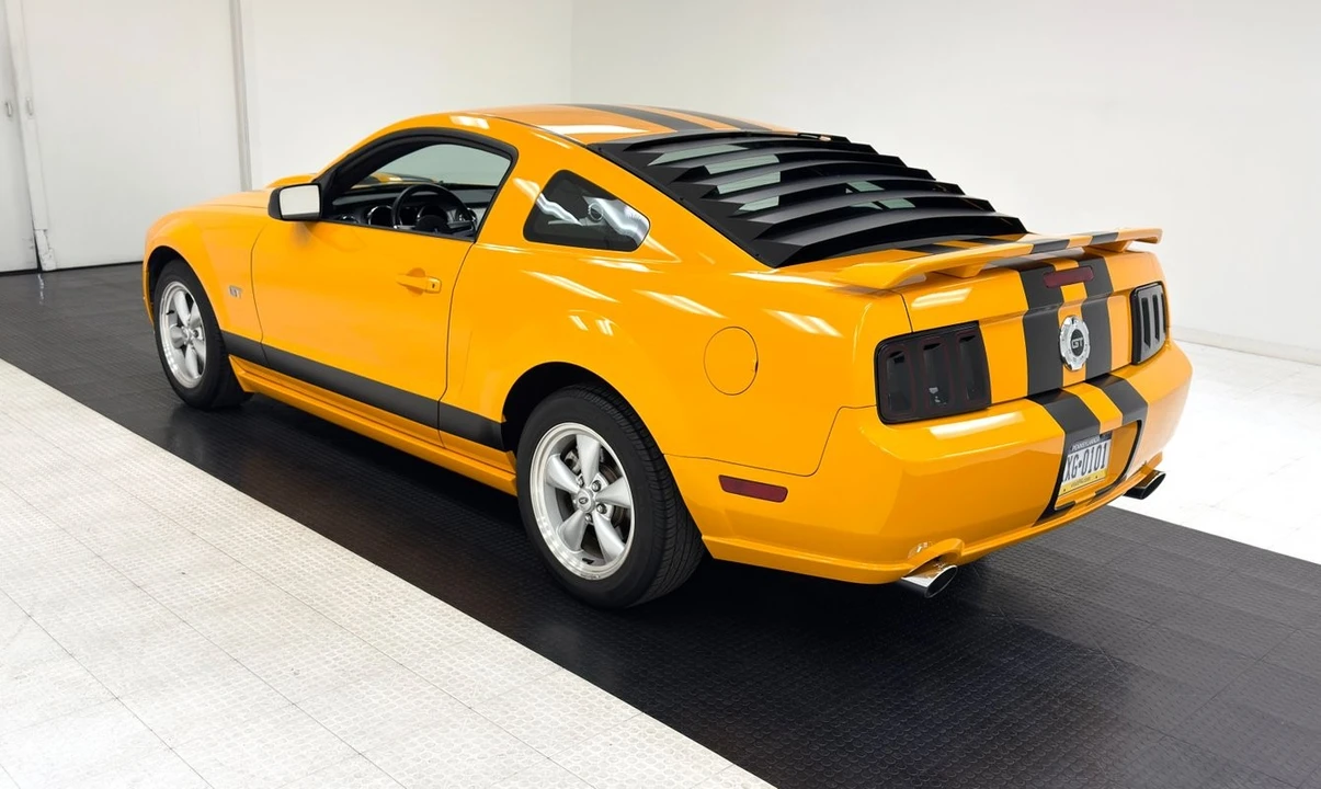 2007 Ford S197 Mustang - Image 3 of 12