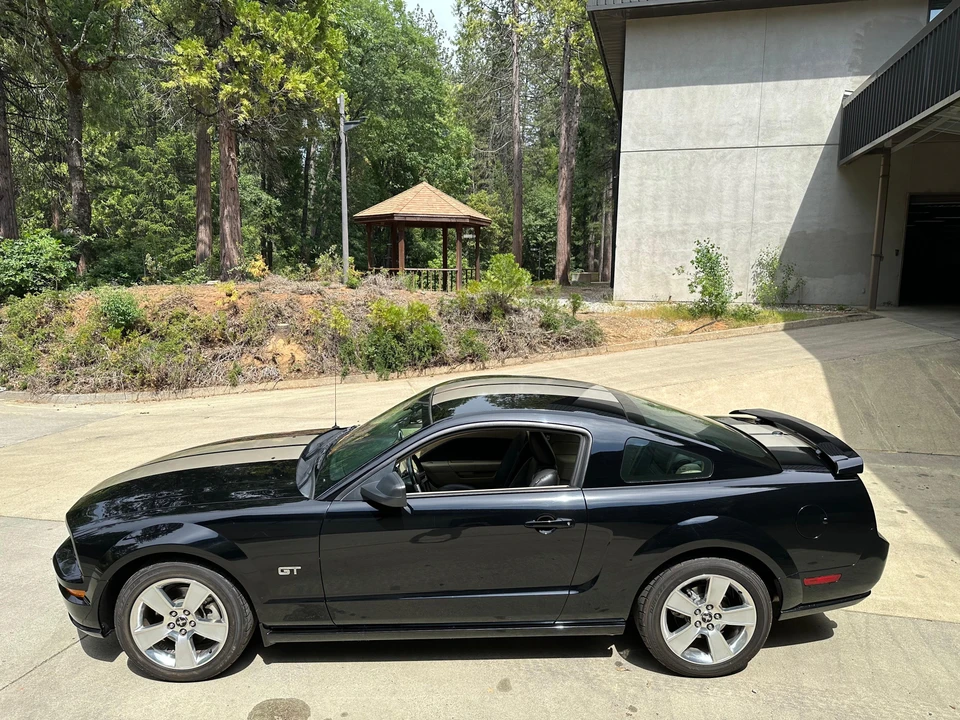 2007 Ford S197 Mustang - Image 12 of 31