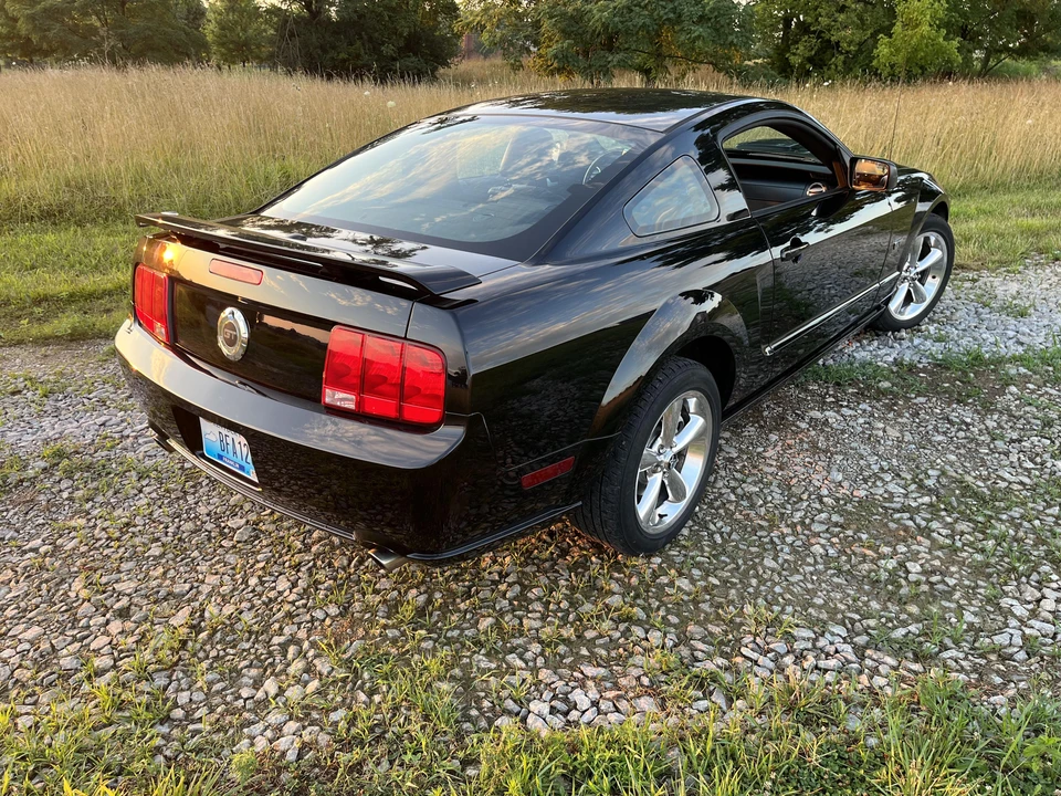 2007 Ford S197 Mustang - Image 21 of 31