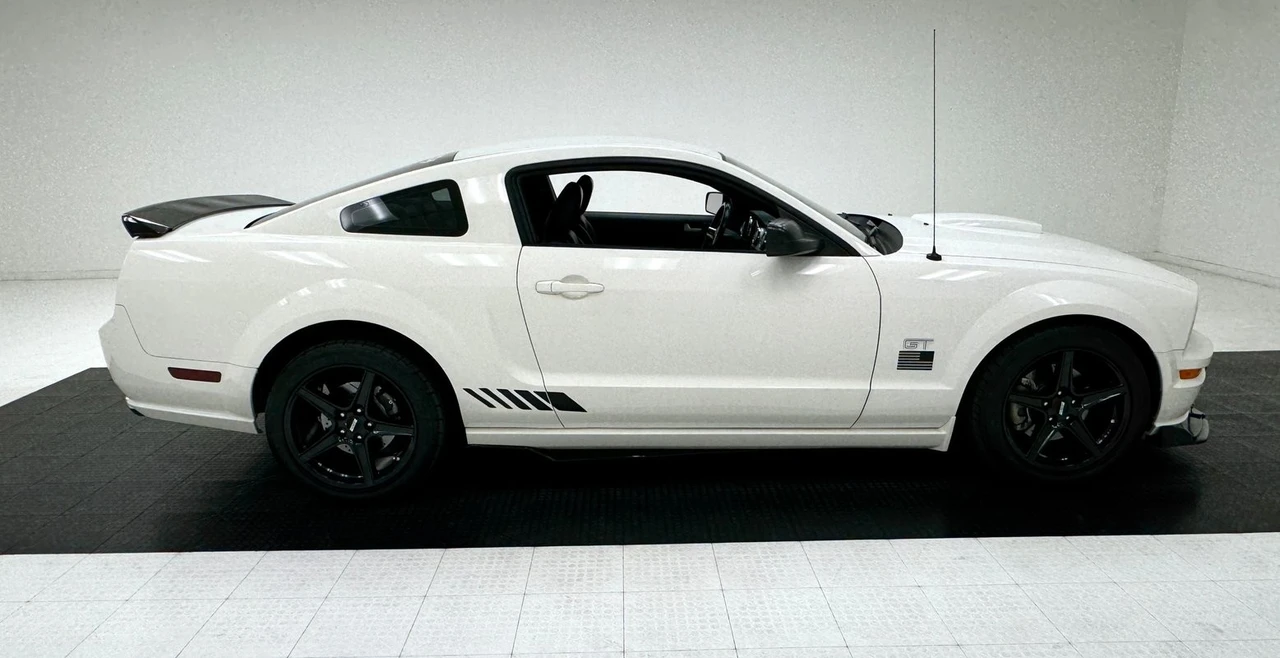 2007 Ford - Image 6 of 31