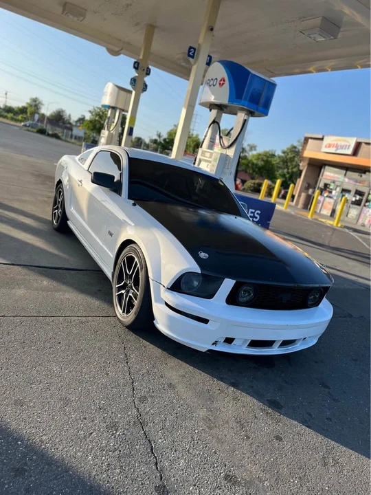 2007 Ford S197 Mustang GT - Image 2 of 7