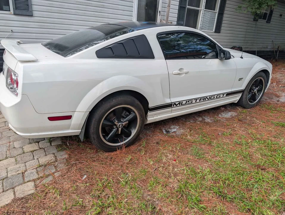 2007 Ford S197 Mustang GT - Image 3 of 7
