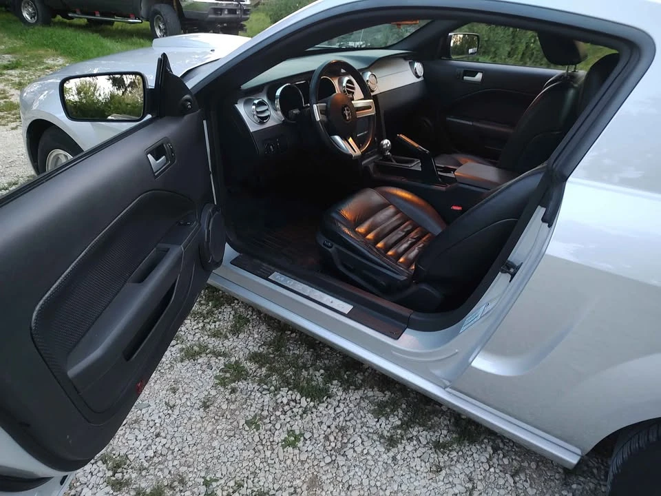 2007 Ford S197 Mustang GT - Image 5 of 12