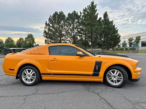 2007 Ford Mustang GT Deluxe