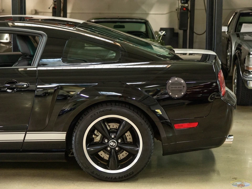 2007 Ford S197 Mustang - Image 8 of 21