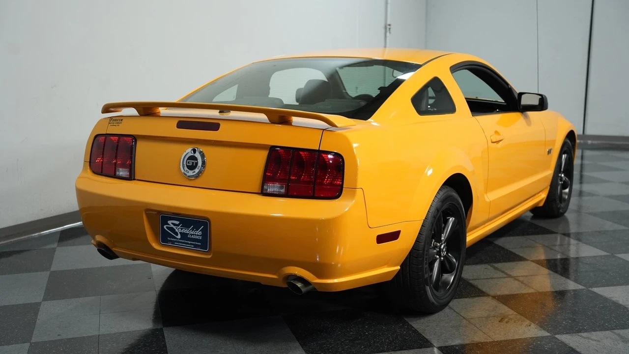 2007 Ford S197 Mustang - Image 10 of 12