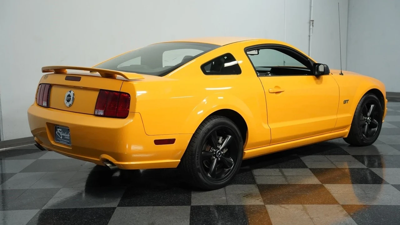 2007 Ford S197 Mustang - Image 12 of 12