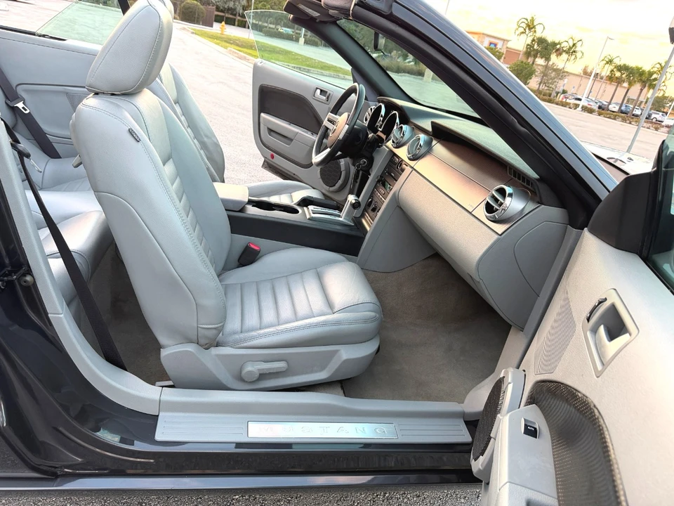 2007 Ford S197 Mustang - Image 16 of 21