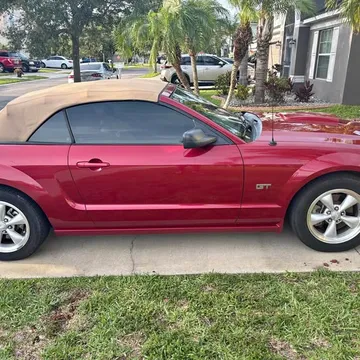2007 Ford Mustang GT Deluxe Convertible 2D
