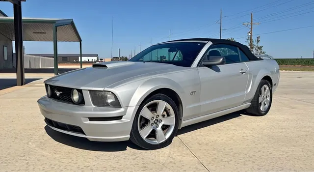 2007 Ford Mustang GT Deluxe Convertible 2D