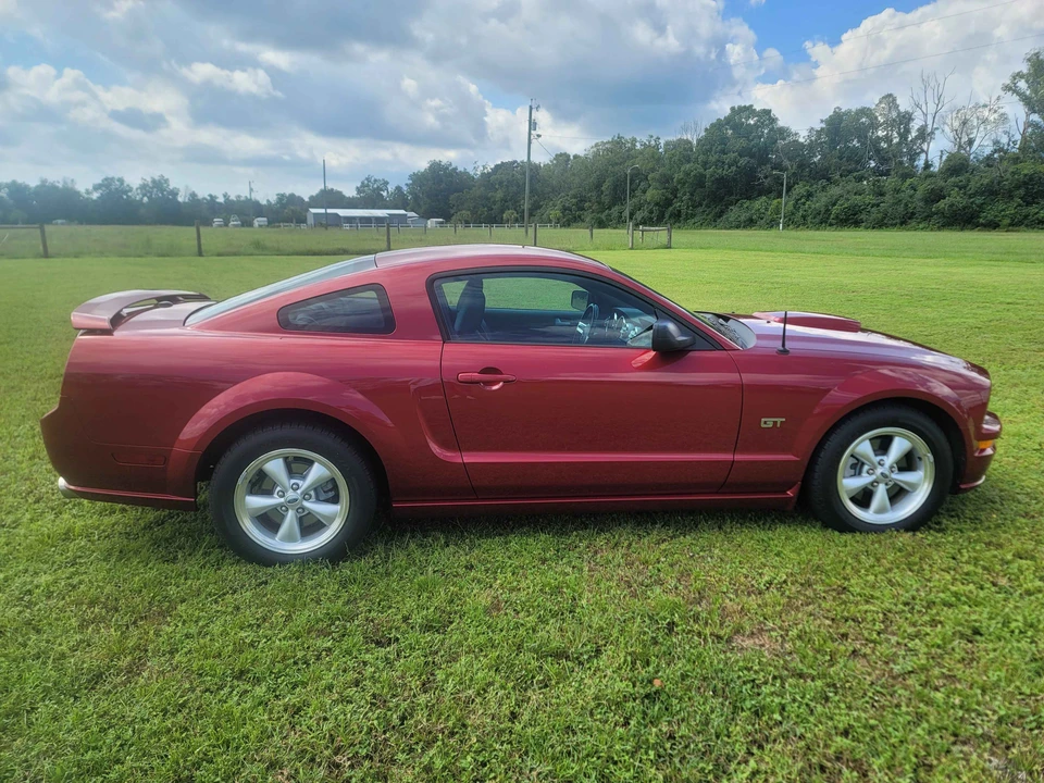 2007 Ford S197 Mustang GT - Image 3 of 31