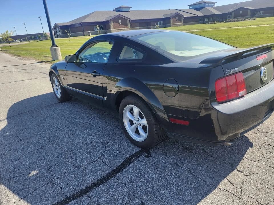 2007 Ford S197 Mustang GT - Image 2 of 10