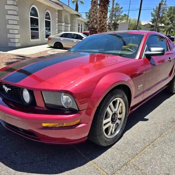 2007 Ford Mustang GT Deluxe Coupe 2D
