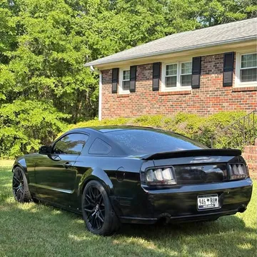 2007 Ford Mustang GT Deluxe Coupe 2D