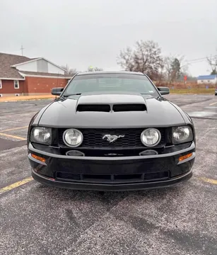 2007 Ford Mustang GT Deluxe Coupe 2D