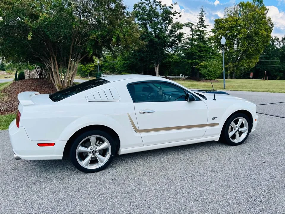 2007 Ford S197 Mustang GT - Image 4 of 9