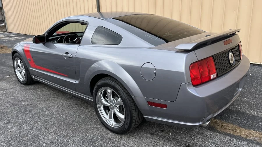 2007 Ford S197 Mustang - Image 3 of 8