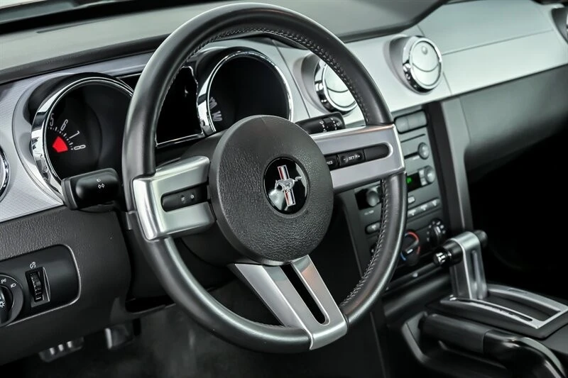 2007 Ford S197 Mustang GT - Image 23 of 31