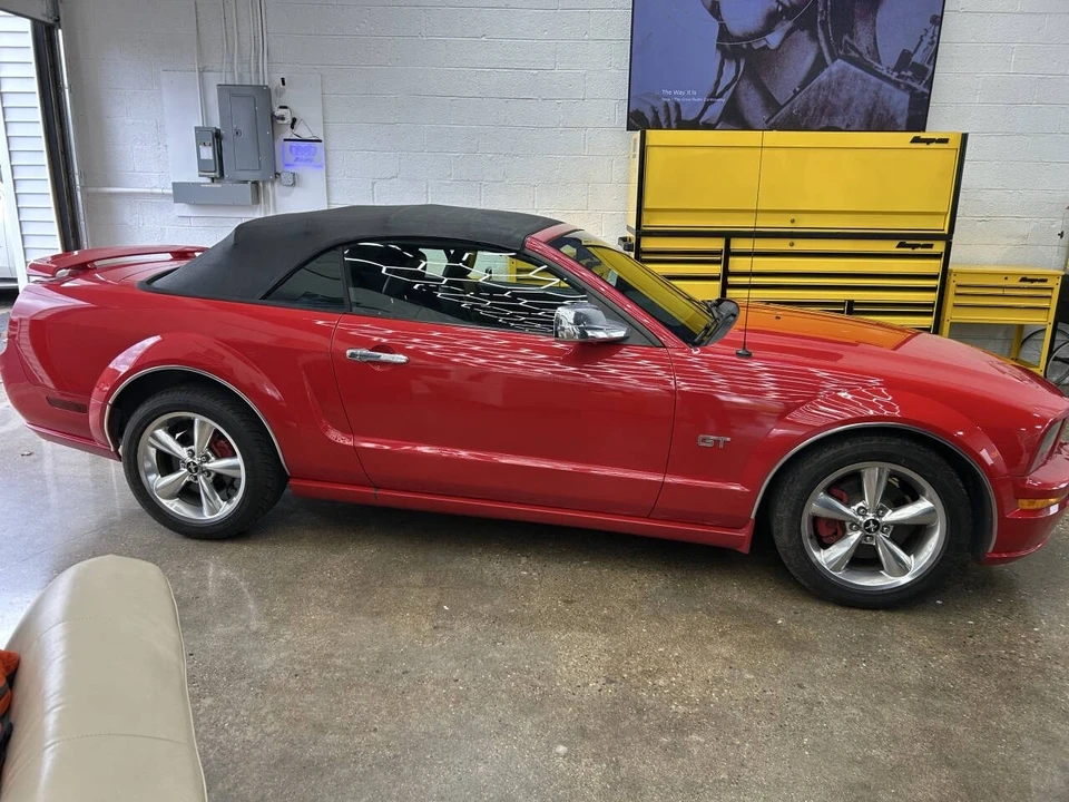 2007 Ford S197 Mustang - Image 17 of 19