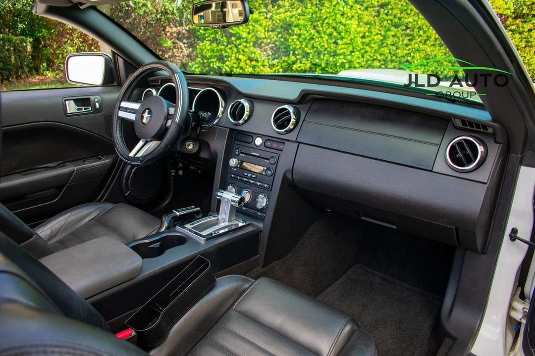 2007 Ford S197 Mustang GT - Image 10 of 31