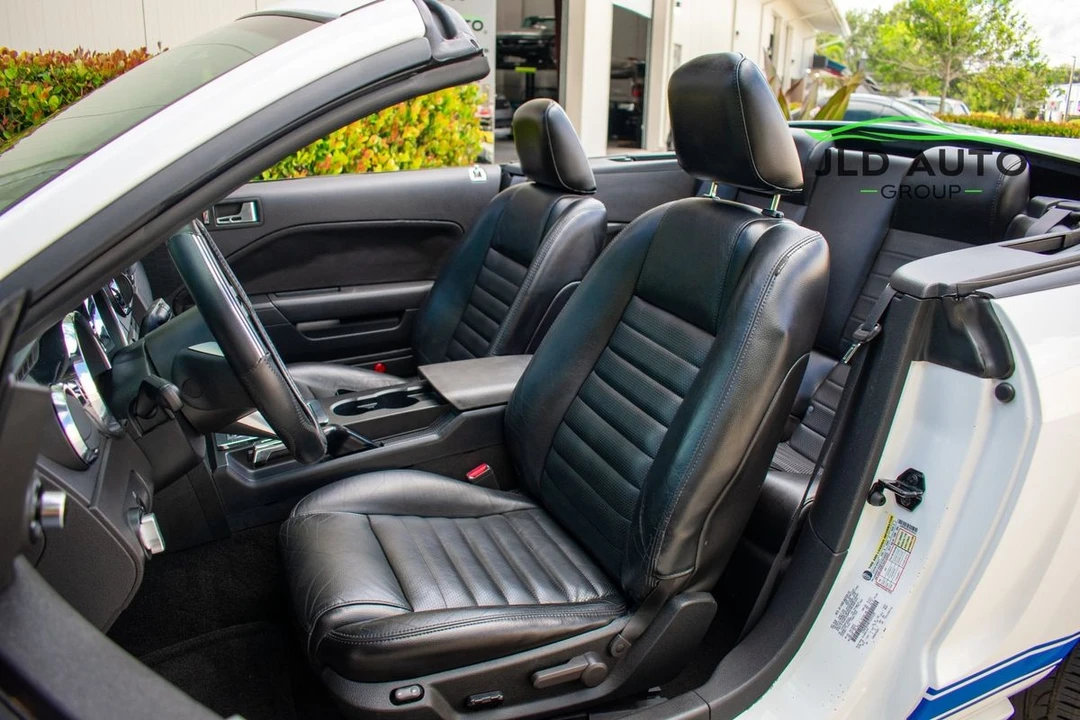 2007 Ford S197 Mustang GT - Image 9 of 31