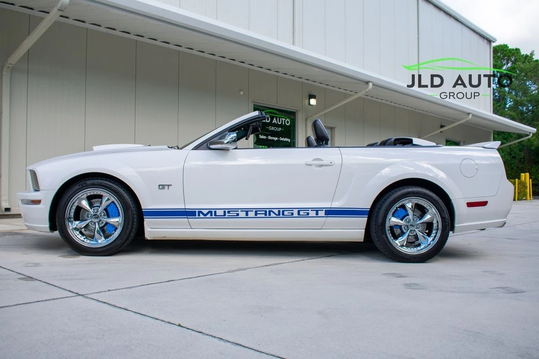 2007 Ford S197 Mustang GT - Image 4 of 31