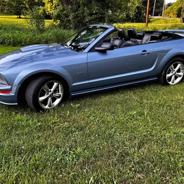 2007 Ford Mustang GT Premium Convertible 2D