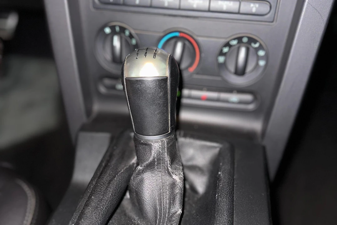 2007 Ford S197 Mustang - Image 27 of 31