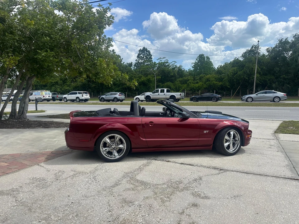 2007 Ford S197 Mustang - Image 9 of 31
