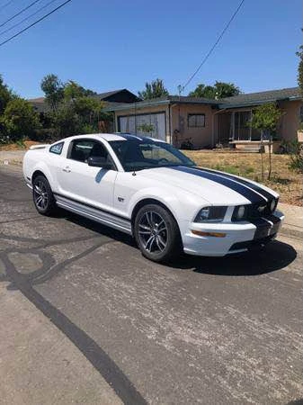 2007 Ford S197 Mustang - Image 2 of 11