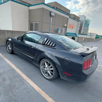 2007 Ford Mustang GT Premium Coupe 2D