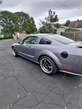 2007 Ford Mustang GT Premium Coupe 2D