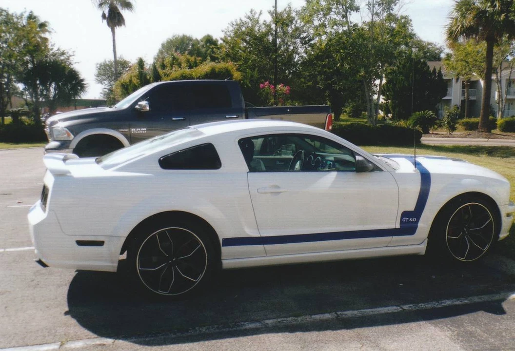 2007 Ford S197 Mustang GT - Image 4 of 6