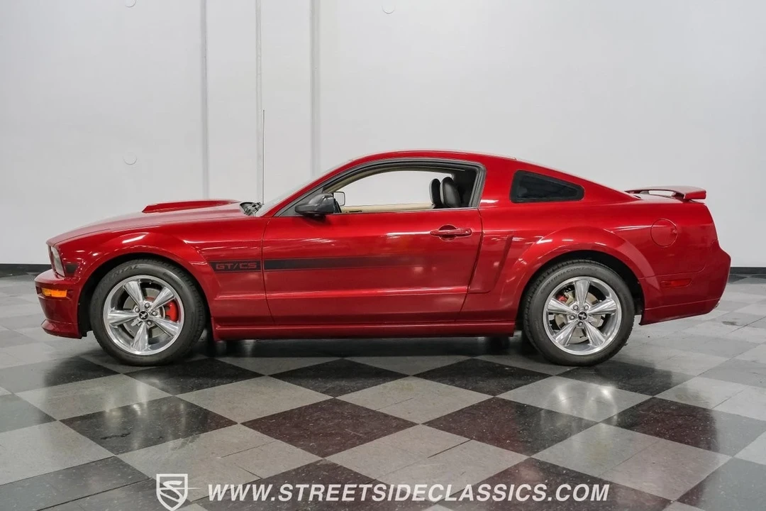 2007 Ford S197 Mustang - Image 3 of 12