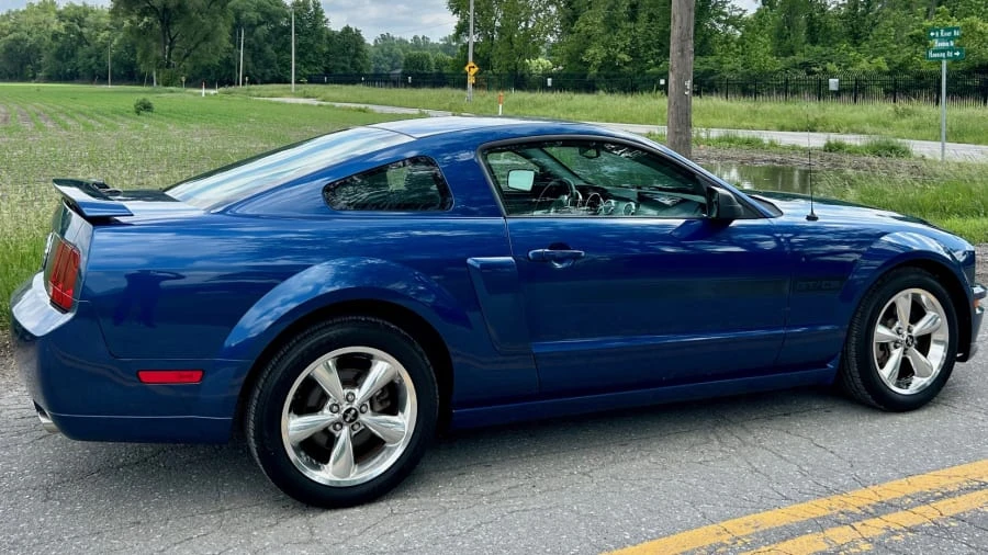 2007 Ford S197 Mustang - Image 2 of 13